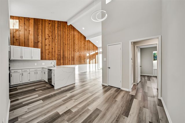60 April Village, Conroe, TX 77356