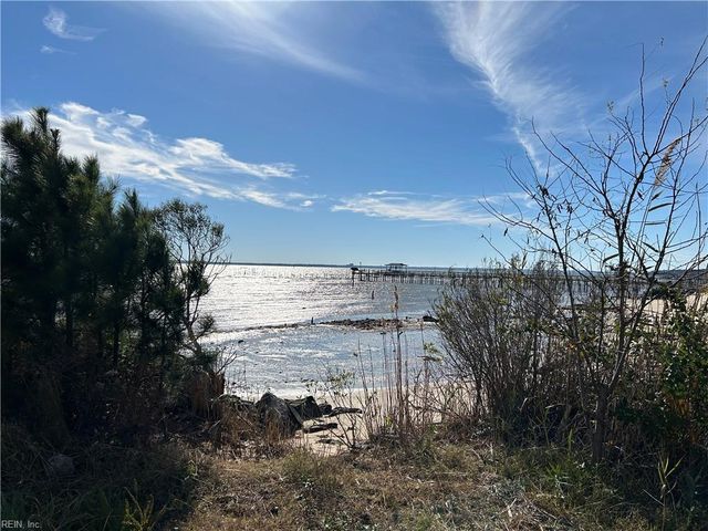 .51+AC Jenkins Neck RD, Gloucester, VA 23061