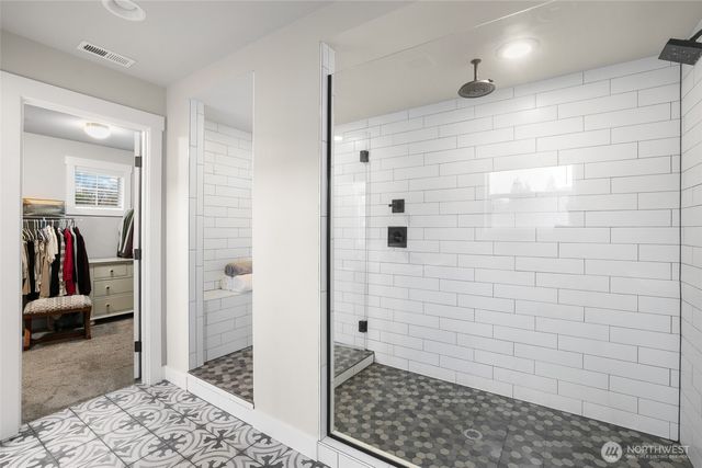 2403 12th Street Pl SW, Puyallup, WA 98373