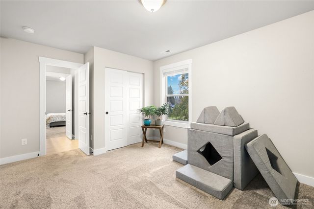 2403 12th Street Pl SW, Puyallup, WA 98373