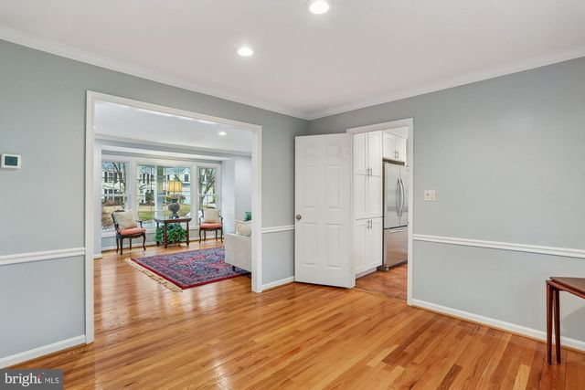 9324 ORCHARD BROOK DR, Potomac, MD 20854