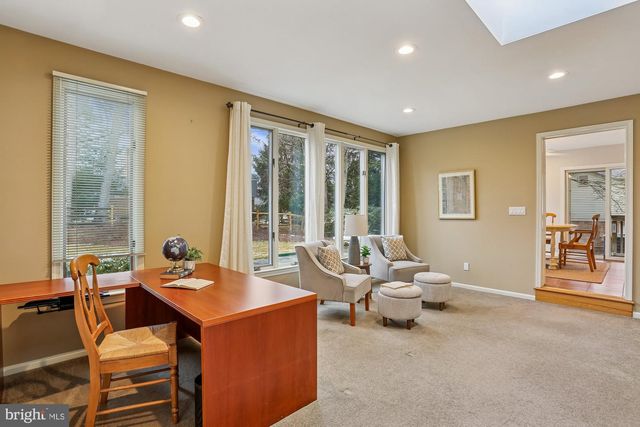 9324 ORCHARD BROOK DR, Potomac, MD 20854