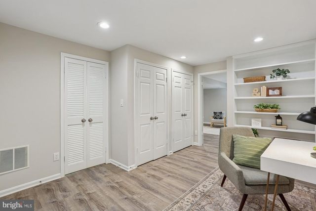 9324 ORCHARD BROOK DR, Potomac, MD 20854