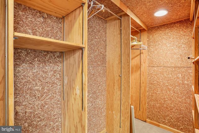 9324 ORCHARD BROOK DR, Potomac, MD 20854