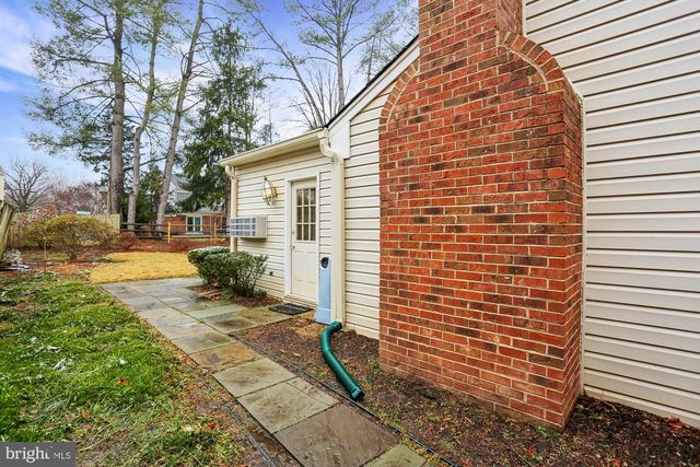 9324 ORCHARD BROOK DR, Potomac, MD 20854