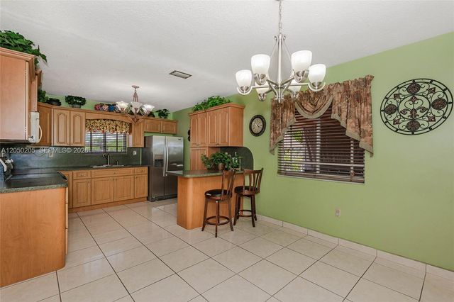 271 E 17th Street, Hialeah, FL 33010