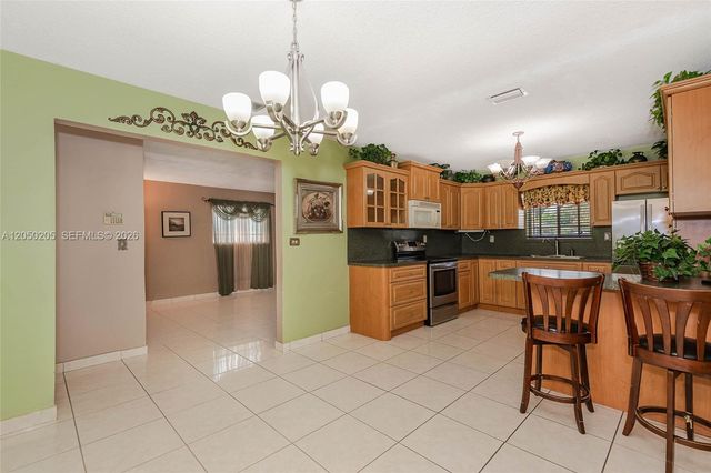 271 E 17th Street, Hialeah, FL 33010