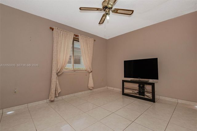 271 E 17th Street, Hialeah, FL 33010