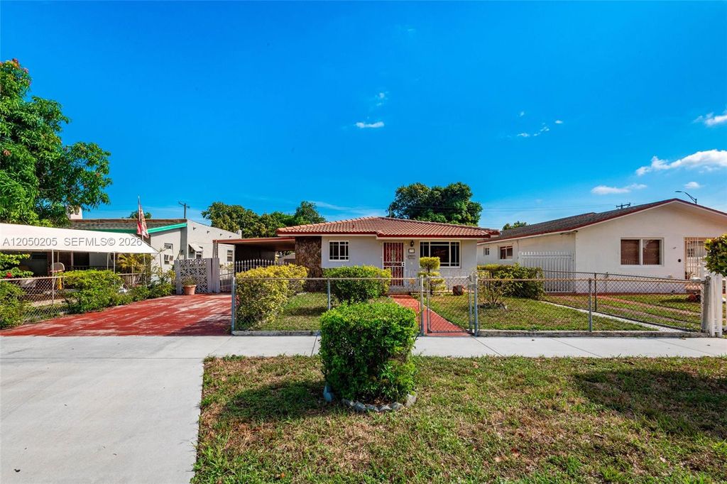 271 E 17th Street, Hialeah, FL 33010