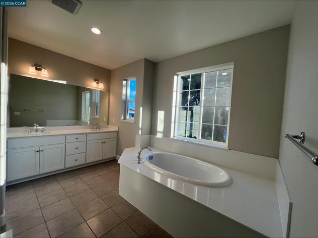 4817 Dolce Court, Fairfield, CA 94534