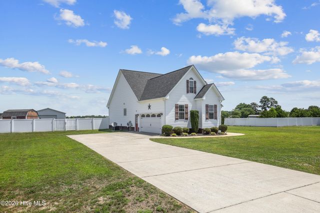 202 Mary Frances Way, Pikeville, NC 27863