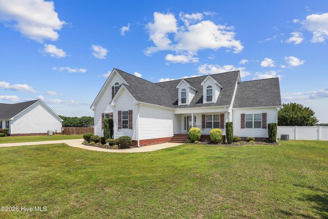 202 Mary Frances Way, Pikeville, NC 27863