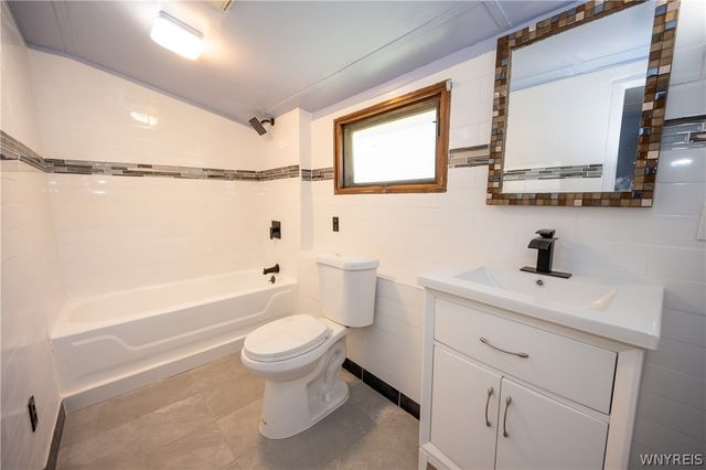 418 Lisbon Avenue, Buffalo, NY 14215