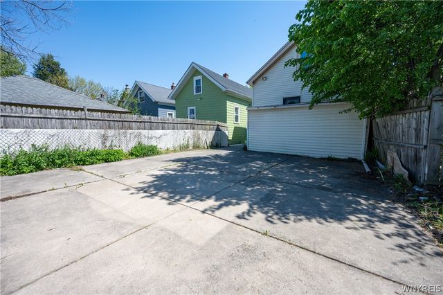 418 Lisbon Avenue, Buffalo, NY 14215