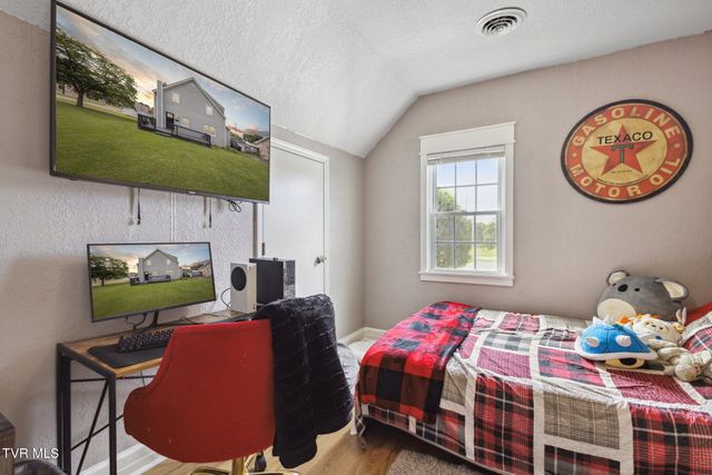 800 Oakdale Road, Kingsport, TN 37664