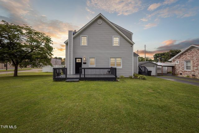 800 Oakdale Road, Kingsport, TN 37664