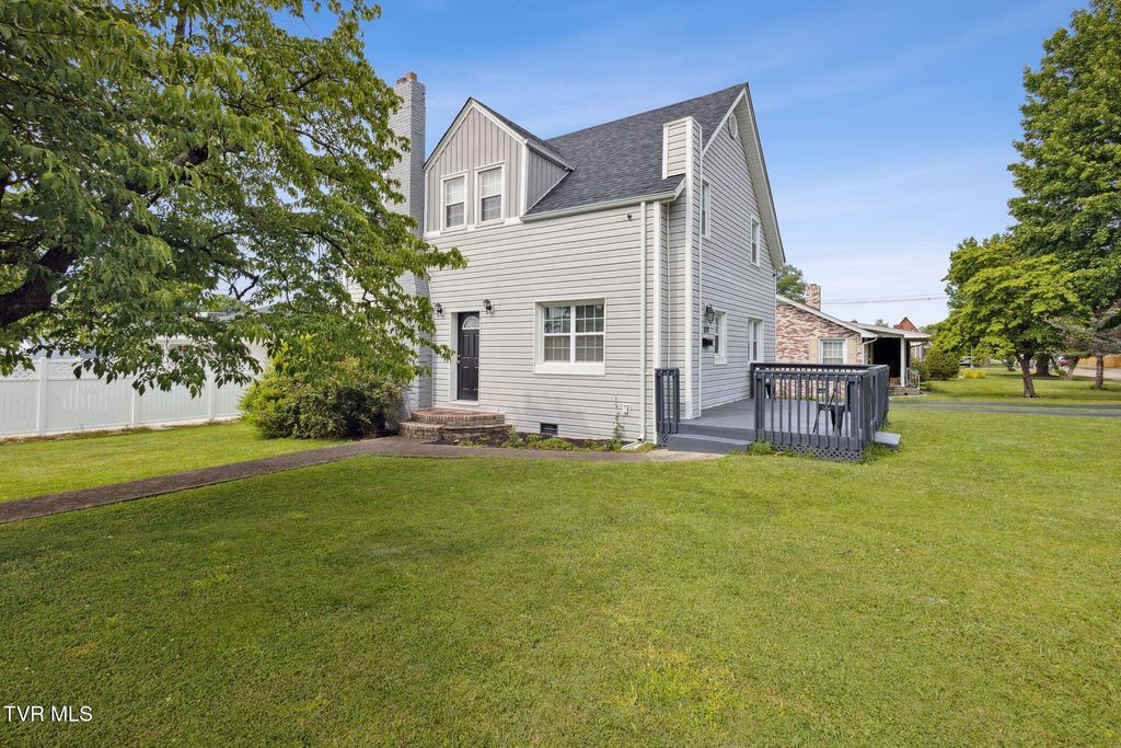 800 Oakdale Road, Kingsport, TN 37664