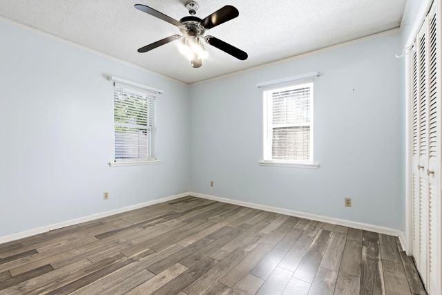 6 Lorna Drive, Little Rock, AR 72205
