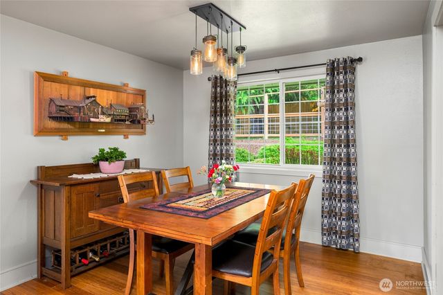 2114 S Cedar Hills Drive, Mount Vernon, WA 98274