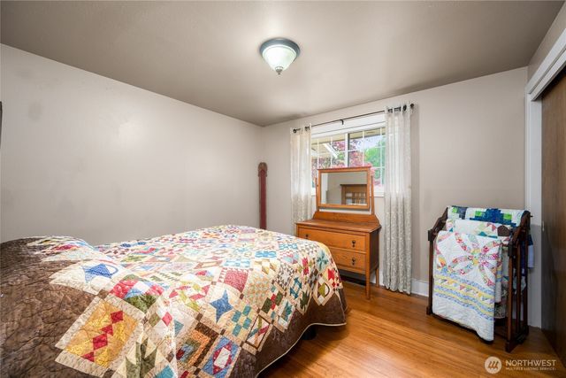 2114 S Cedar Hills Drive, Mount Vernon, WA 98274