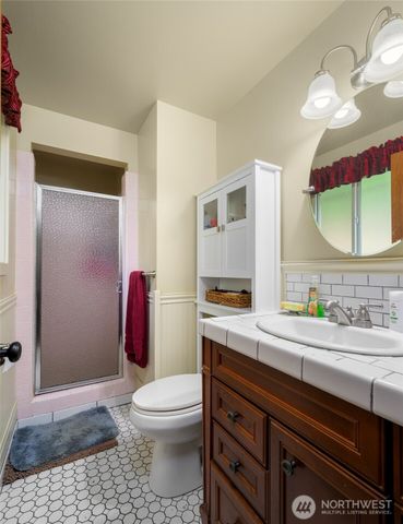 2114 S Cedar Hills Drive, Mount Vernon, WA 98274