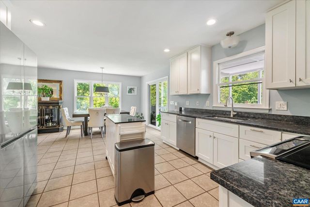 4209 HAWKINS LN, Barboursville, VA 22923