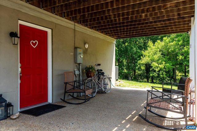 4209 HAWKINS LN, Barboursville, VA 22923