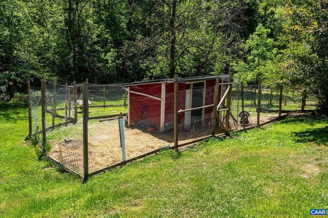 4209 HAWKINS LN, Barboursville, VA 22923