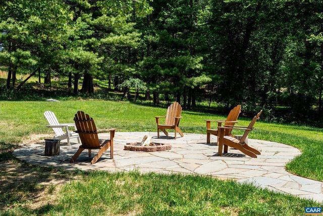 4209 HAWKINS LN, Barboursville, VA 22923