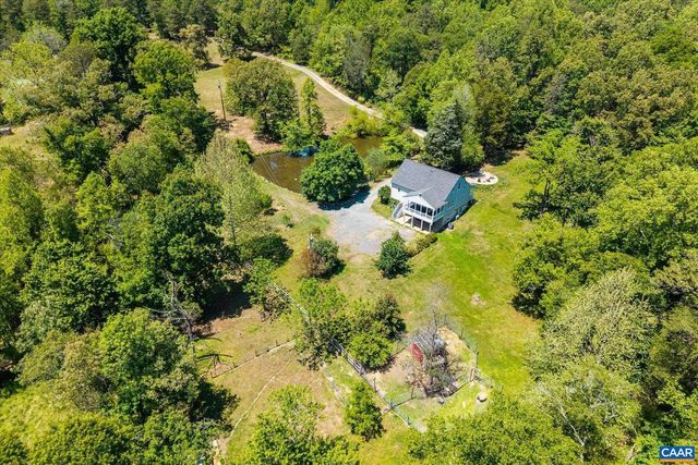 4209 HAWKINS LN, Barboursville, VA 22923