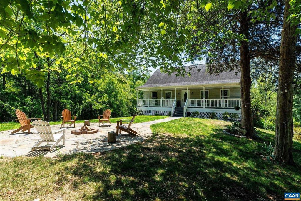 4209 HAWKINS LN, Barboursville, VA 22923