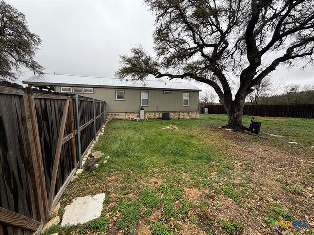 605 Central Boulevard, Bertram, TX 78605