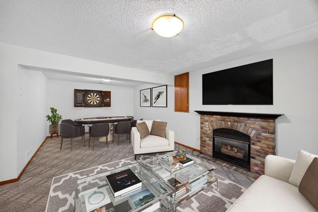 316 11th Street NW, Byron, MN 55920