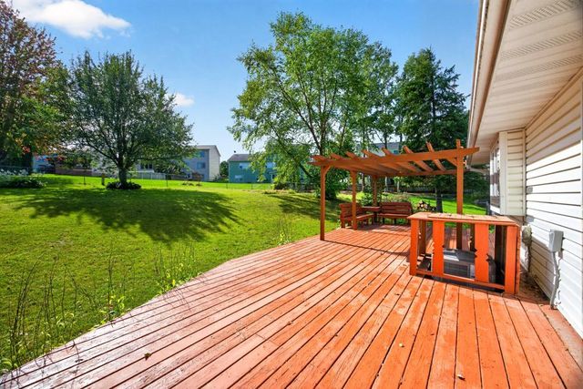 316 11th Street NW, Byron, MN 55920
