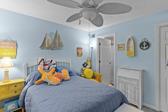 72 Hilltop Drive F, North Providence, RI 02904