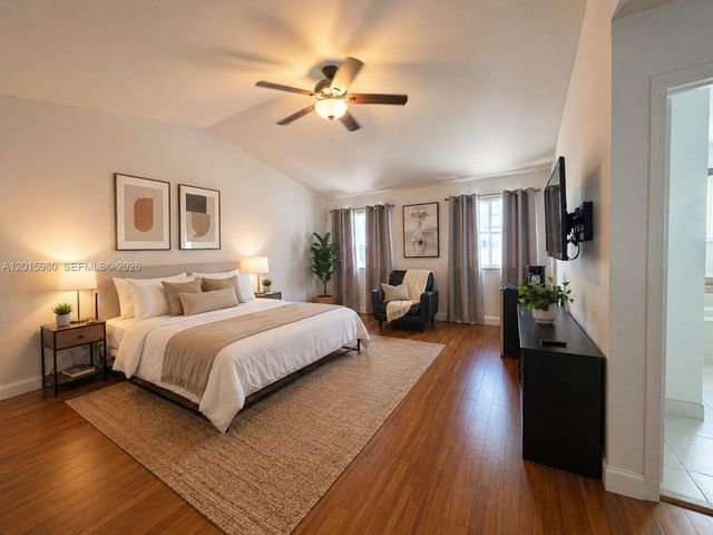5402 Pointe Villa Dr B, Lighthouse Point, FL 33064