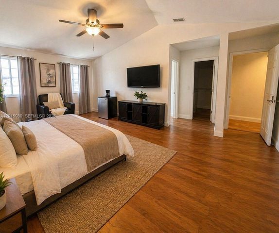 5402 Pointe Villa Dr B, Lighthouse Point, FL 33064