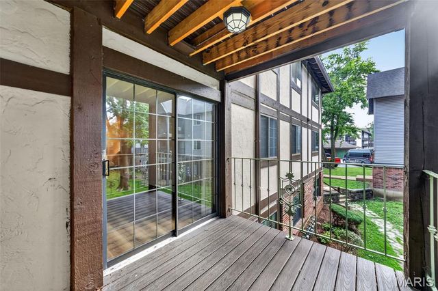 1440 Heritage Landing 201, St Charles, MO 63303