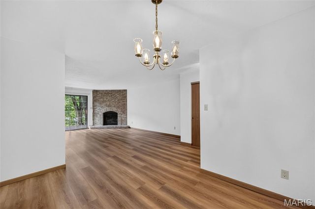 1440 Heritage Landing 201, St Charles, MO 63303