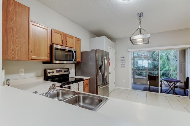 1138 HILLHURST DRIVE, Wesley Chapel, FL 33543