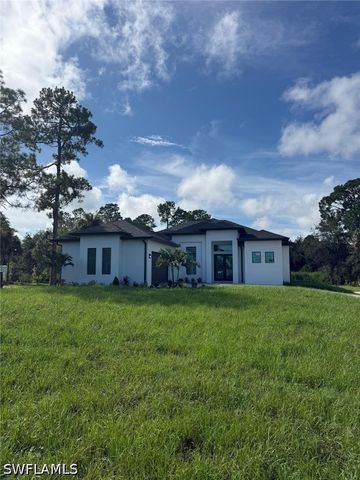 3208 16th AVE SE, Naples, FL 34117