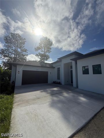 3208 16th AVE SE, Naples, FL 34117