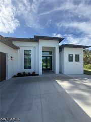 3208 16th AVE SE, Naples, FL 34117