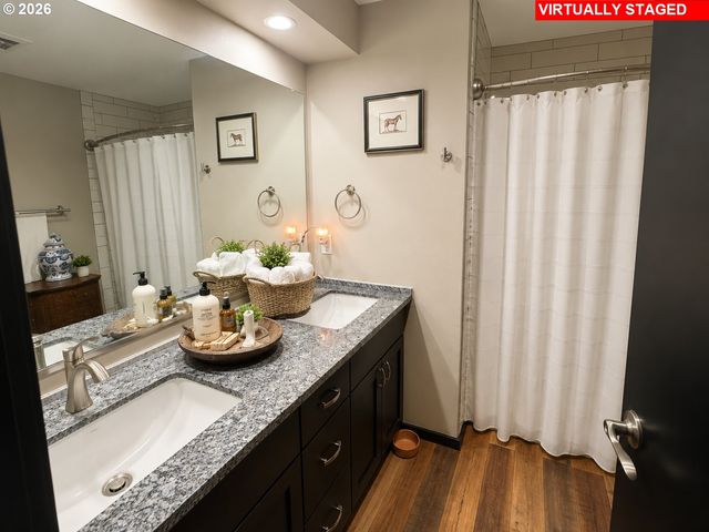 32146 VIEWCREST Dr, Warren, OR 97053
