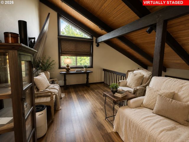 32146 VIEWCREST Dr, Warren, OR 97053