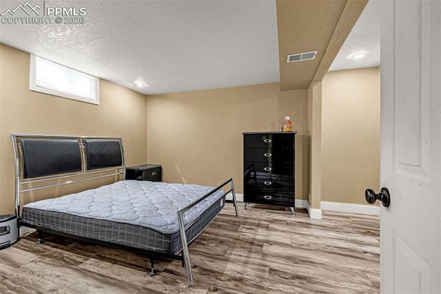 3940 Hollybrook Lane, Pueblo, CO 81005