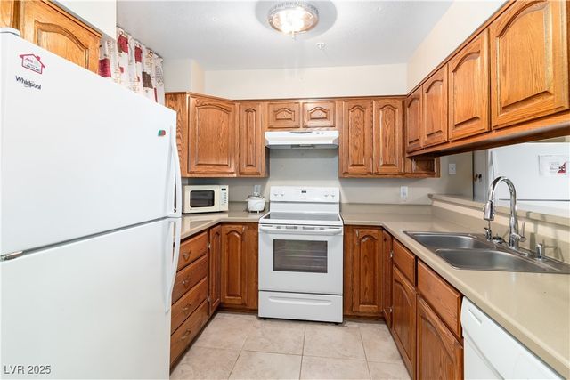 2064 Mesquite Lane 101, Laughlin, NV 89029