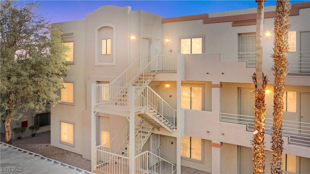 2064 Mesquite Lane 101, Laughlin, NV 89029