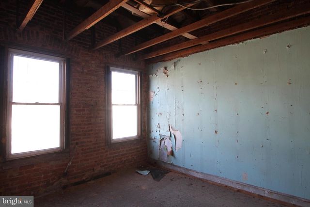 4009 FREDERICK AVE, Baltimore, MD 21229