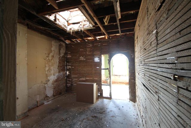 4009 FREDERICK AVE, Baltimore, MD 21229